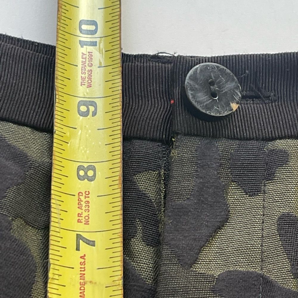 Anthropologie x Cartonnier tailored camo shorts - Picture 7 of 10
